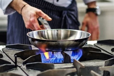 how to cook in a gas oven